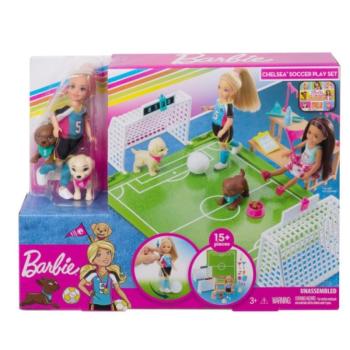 Barbie Dreamhouse Adventures: Chelsea foci játékszett - Mattel kép