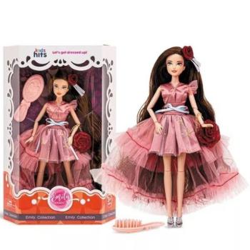 Emily Grace: Barna hajú baba kép