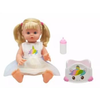 Játékbaba bilivel és cumisüveggel kép