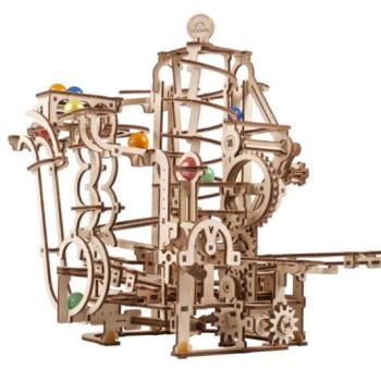 UGEARS Spirális golyópálya mechanikus modell kép