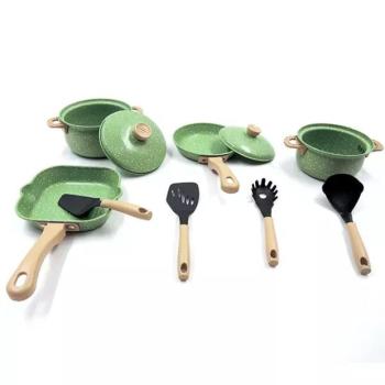 Konyhai edény szett, fém – zöld kép