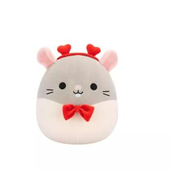 Squishmallows: Rusty a szürke patkány csokornyakkendővel, és szivecskés fejpánttal - 20 cm kép
