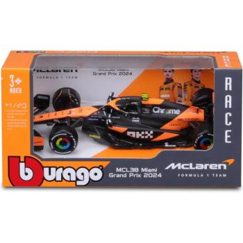 Bburago: McLaren Racing MCL38 (2024) F1 versenyautó fém autómodell 1/43 (Lando Norris #4) kép