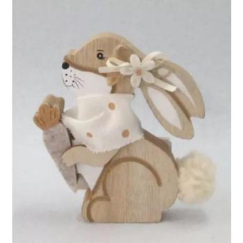 Fa nyuszi figura répával - 10 cm kép