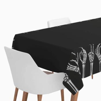 Halloween-i asztalterítő csontváz kezek motívummal 1,20 × 5 m kép