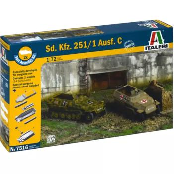 Italeri 1/72 Sd. Kfz. 251/1 Ausf. C féllánctalpas páncélozott járművek 2db-os makett szett kép