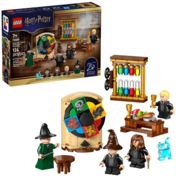 LEGO® Harry Potter: Roxfort™ kastély: A Teszlek Süveg kiválasztási ceremóniája (76460) kép