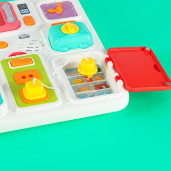 Montessori szenzoros manipulációs tábla konyhai óra fény hang kép