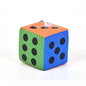 Puha színes dobókocka csörgővel 13cm kép